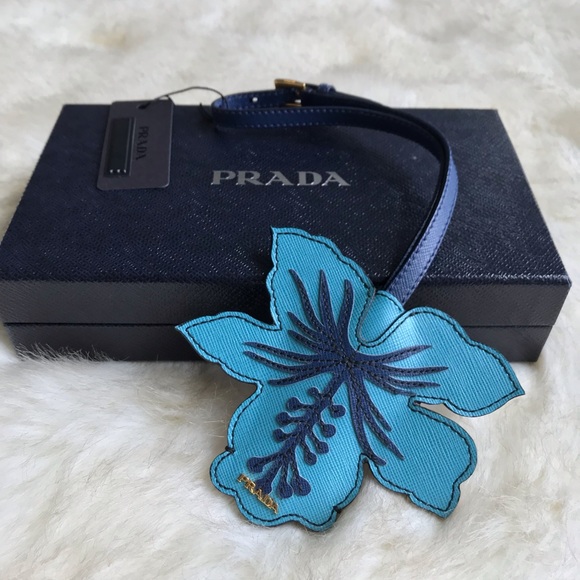 NWT Prada hibiscus charm  - Picture 2 of 4
